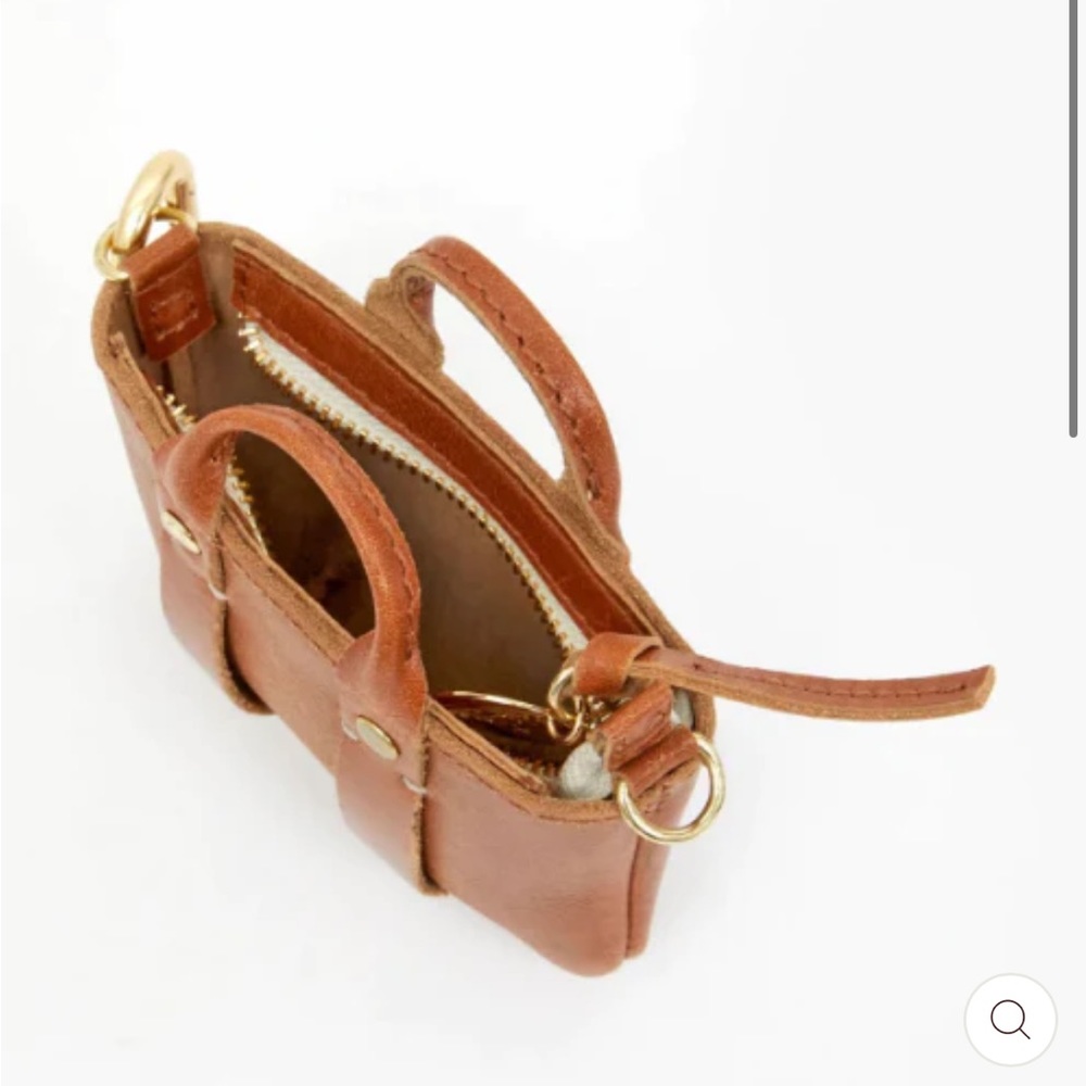 Clare V. Trop Bébé - Picture 2 of 6